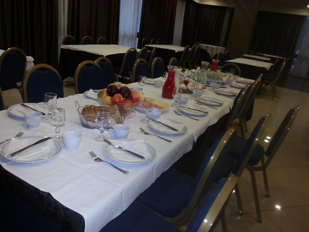 Hotel Palace Prato ภายนอก รูปภาพ