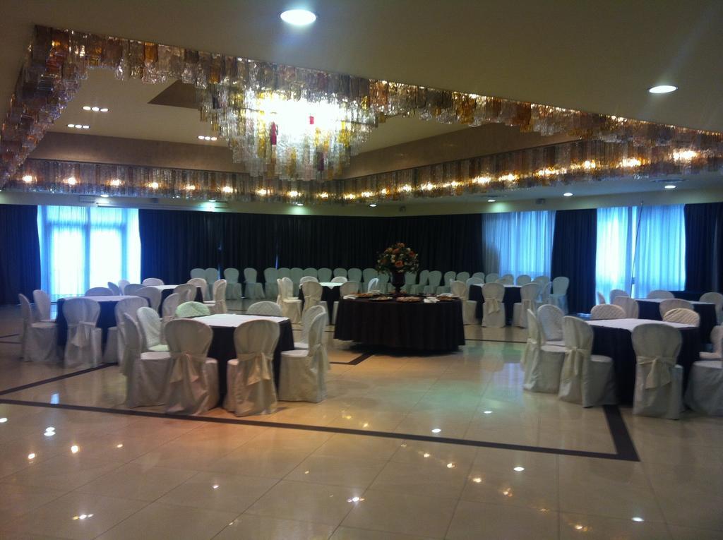 Hotel Palace Prato ภายนอก รูปภาพ